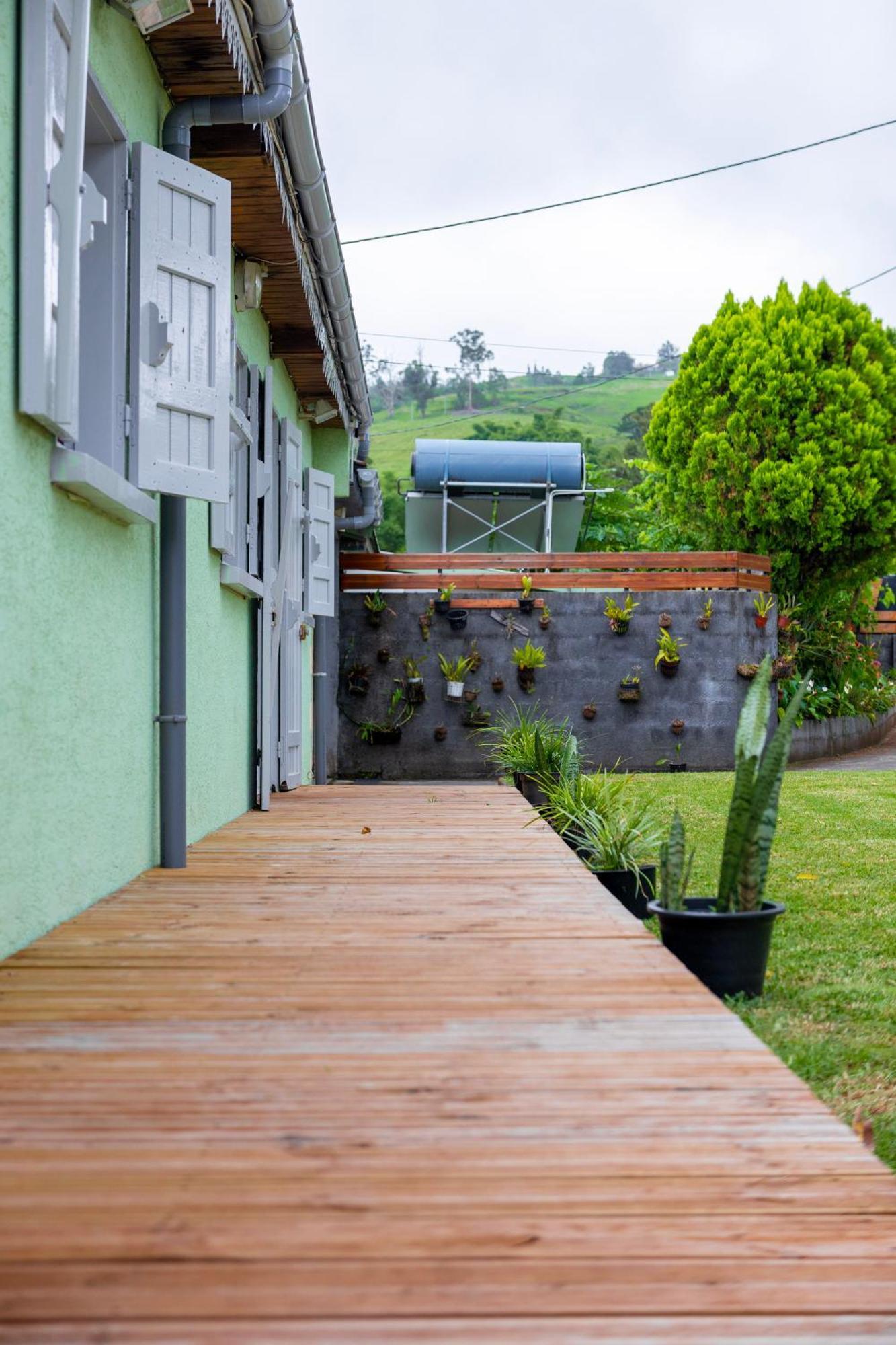 Le Muguet Sauvage Villa Le Tampon Buitenkant foto